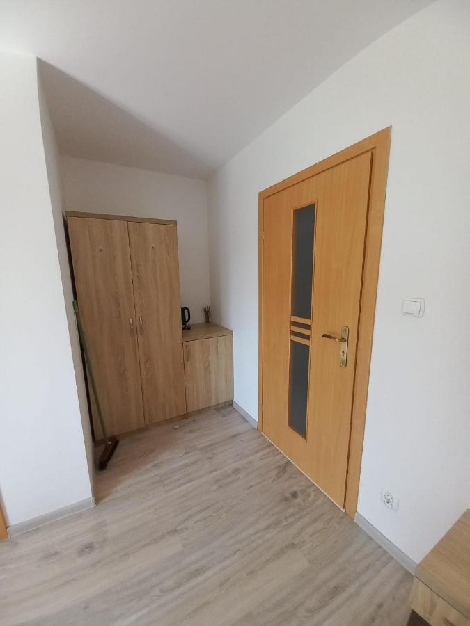Pokoje Goscinne Tomasz Międzywodzie Exterior foto