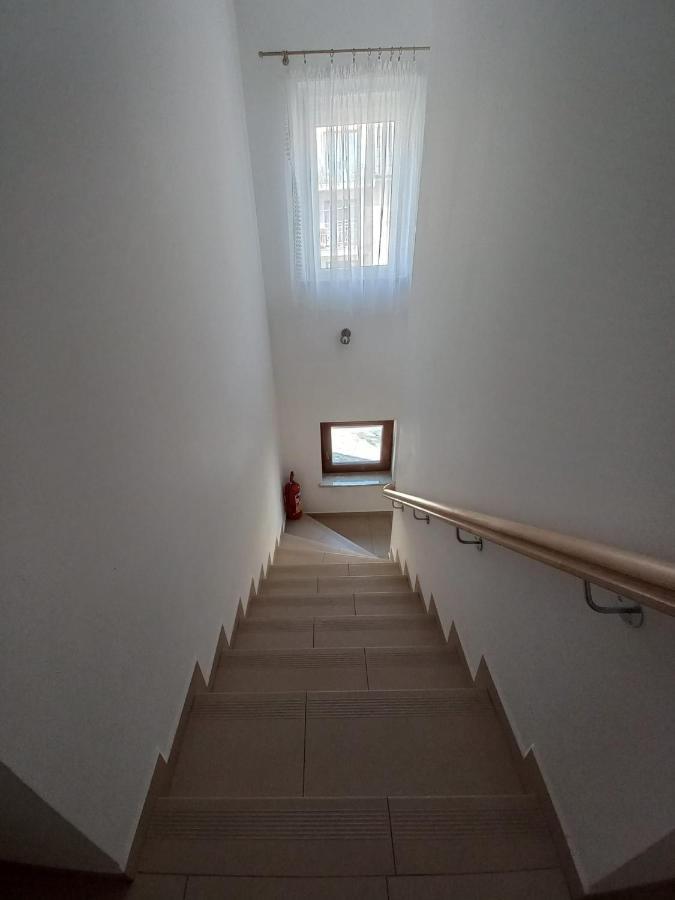 Pokoje Goscinne Tomasz Międzywodzie Exterior foto