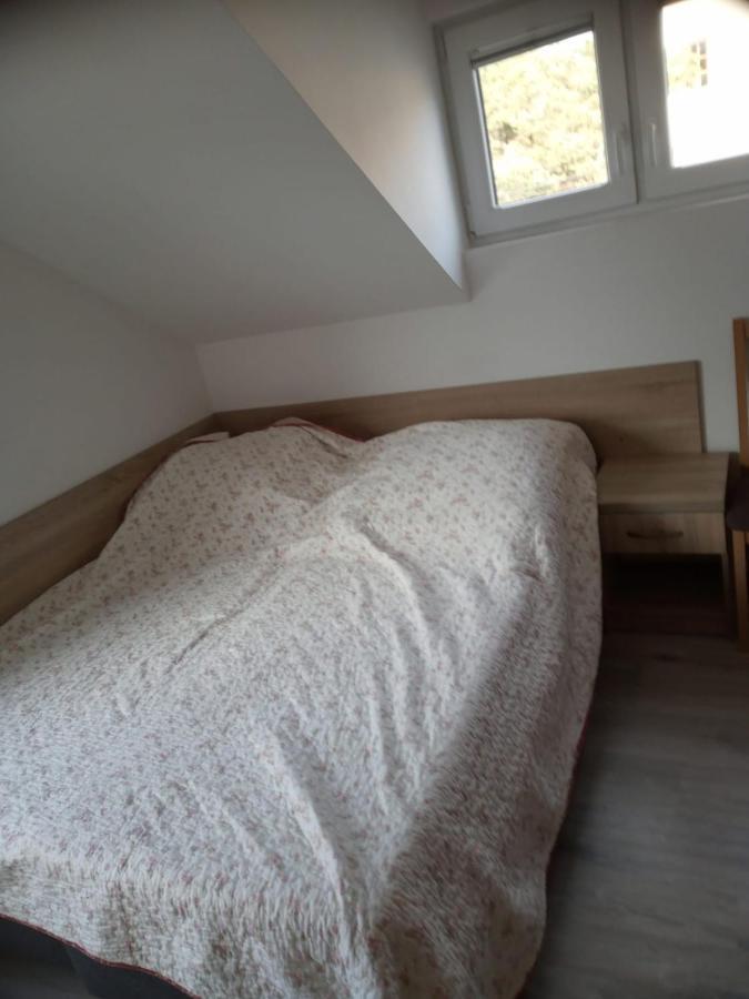 Pokoje Goscinne Tomasz Międzywodzie Exterior foto
