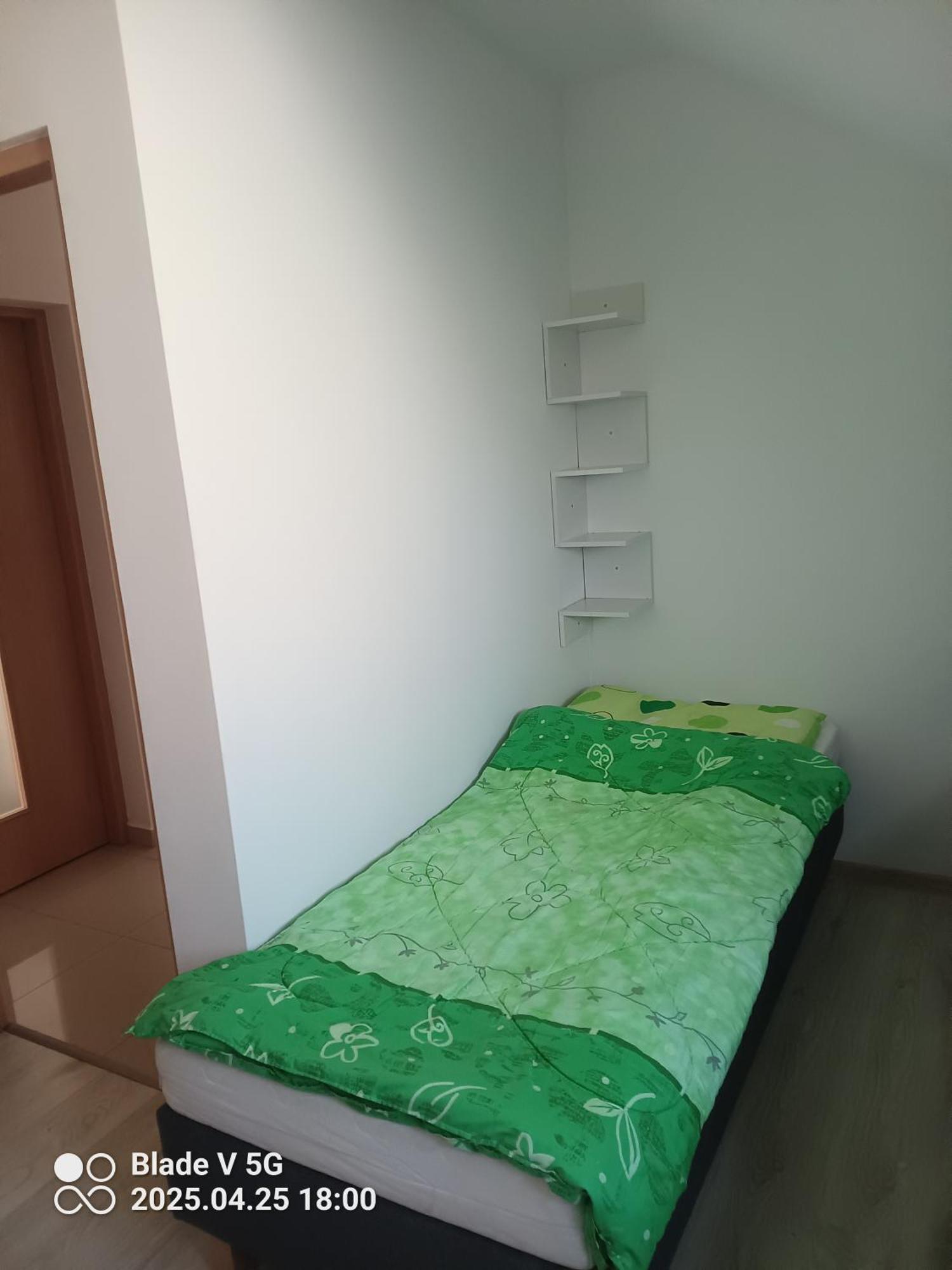Pokoje Goscinne Tomasz Międzywodzie Exterior foto